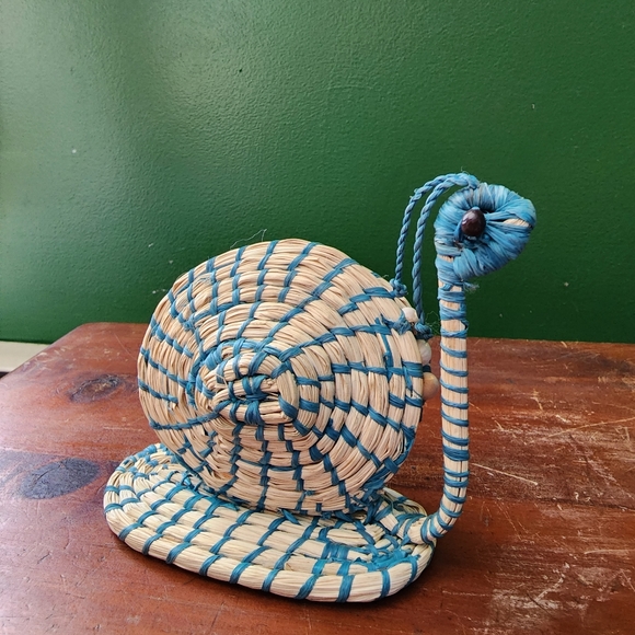 Snail Decor 🐌 - Picture 4 of 7